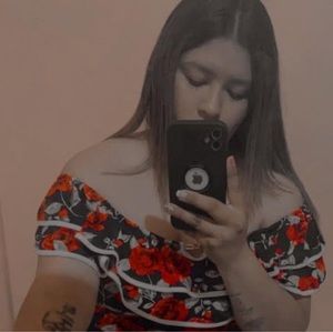 Meet your Posher, Frecia